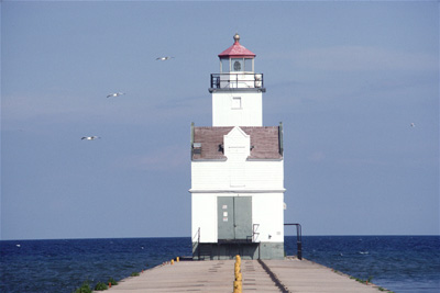 Kewaunee Pierhead Light