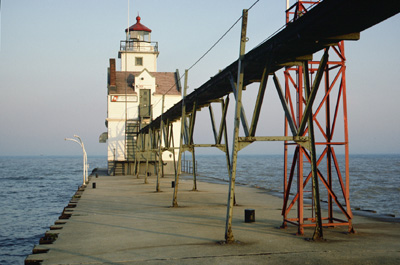 Kewaunee Pierhead Light